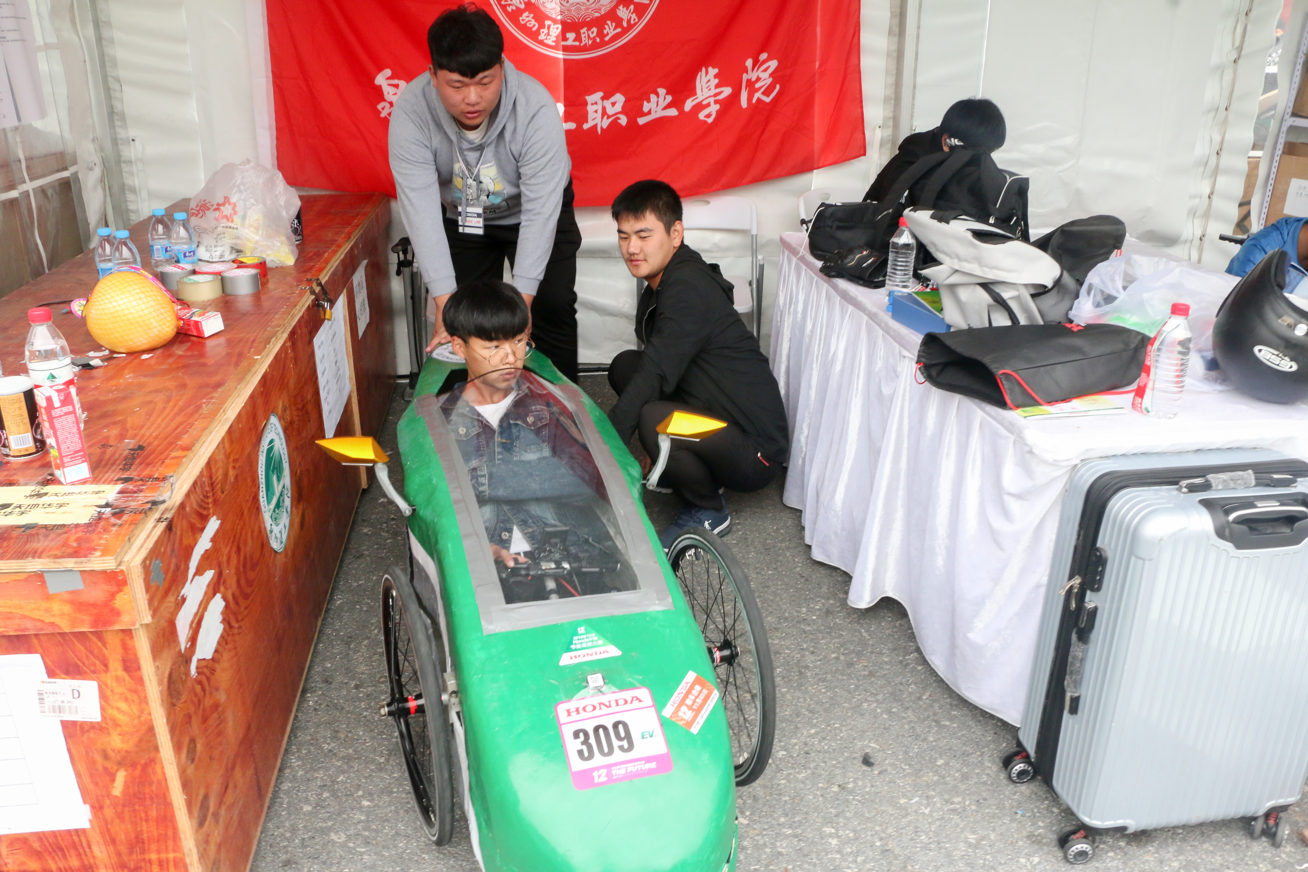 IMG_9006.jpg IMG_9006.jpg