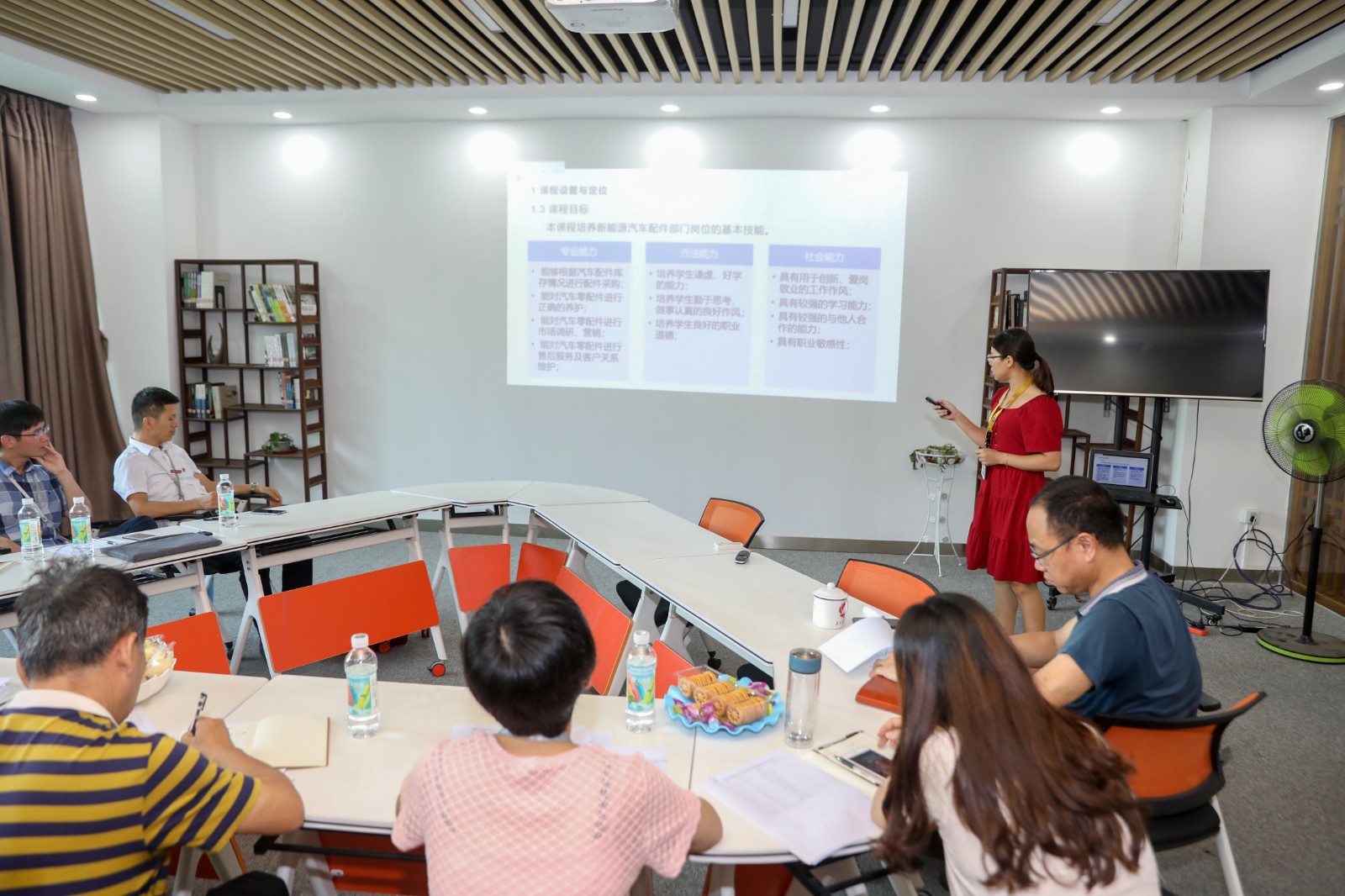 C12A8989.jpg C12A8989.jpg