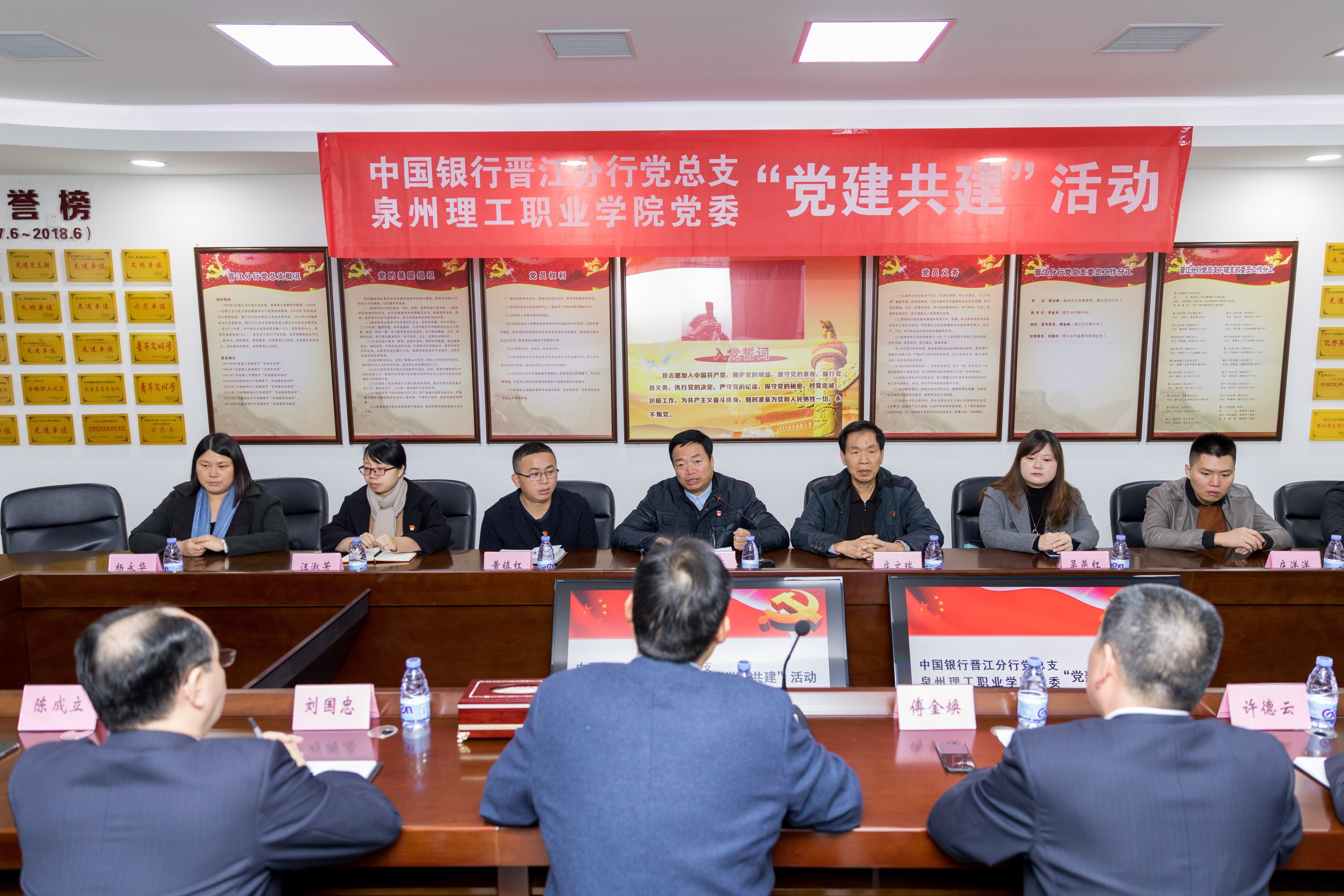 DF2A1918.jpg DF2A1918.jpg